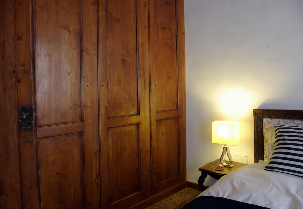 Appartamenti San Luca Венеция Стая снимка