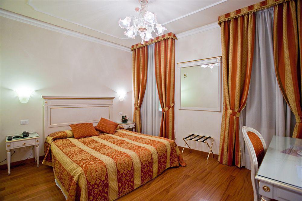 Appartamenti San Luca Венеция Екстериор снимка