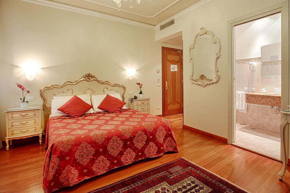 Appartamenti San Luca Венеция Екстериор снимка